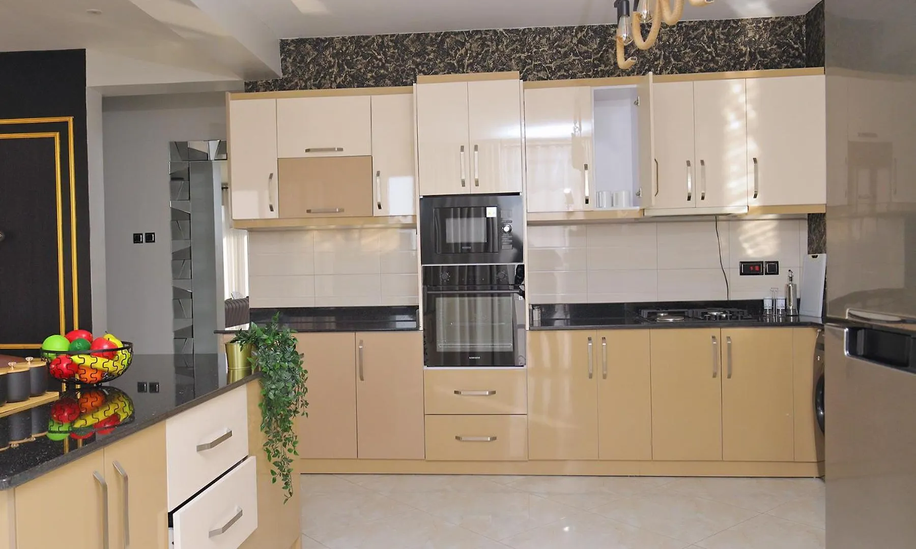 Hill View 2 Bedroom Jonarick Apartments Kampala