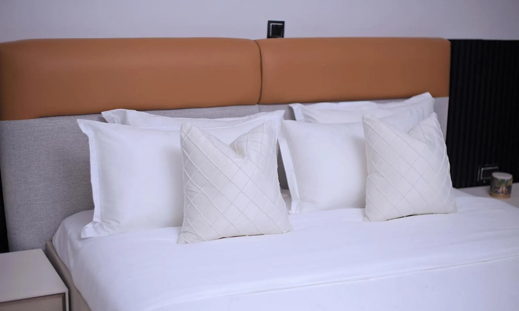 Hill View 2 Bedroom Jonarick Apartments Kampala